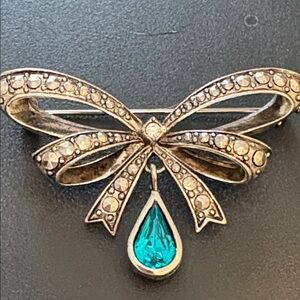Vintage Avon Bow Brooch